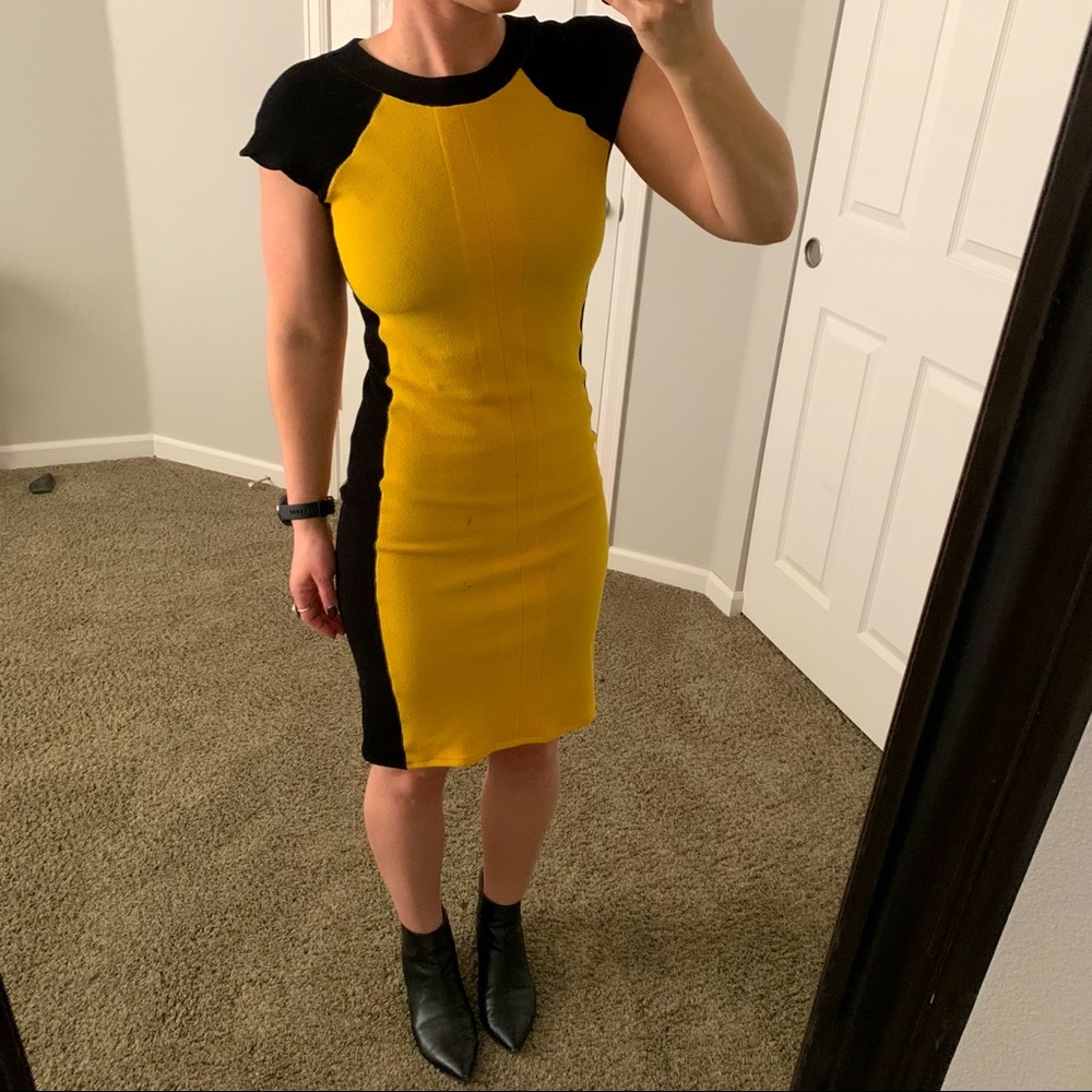 Retro EVOCORRO yellow & black dress